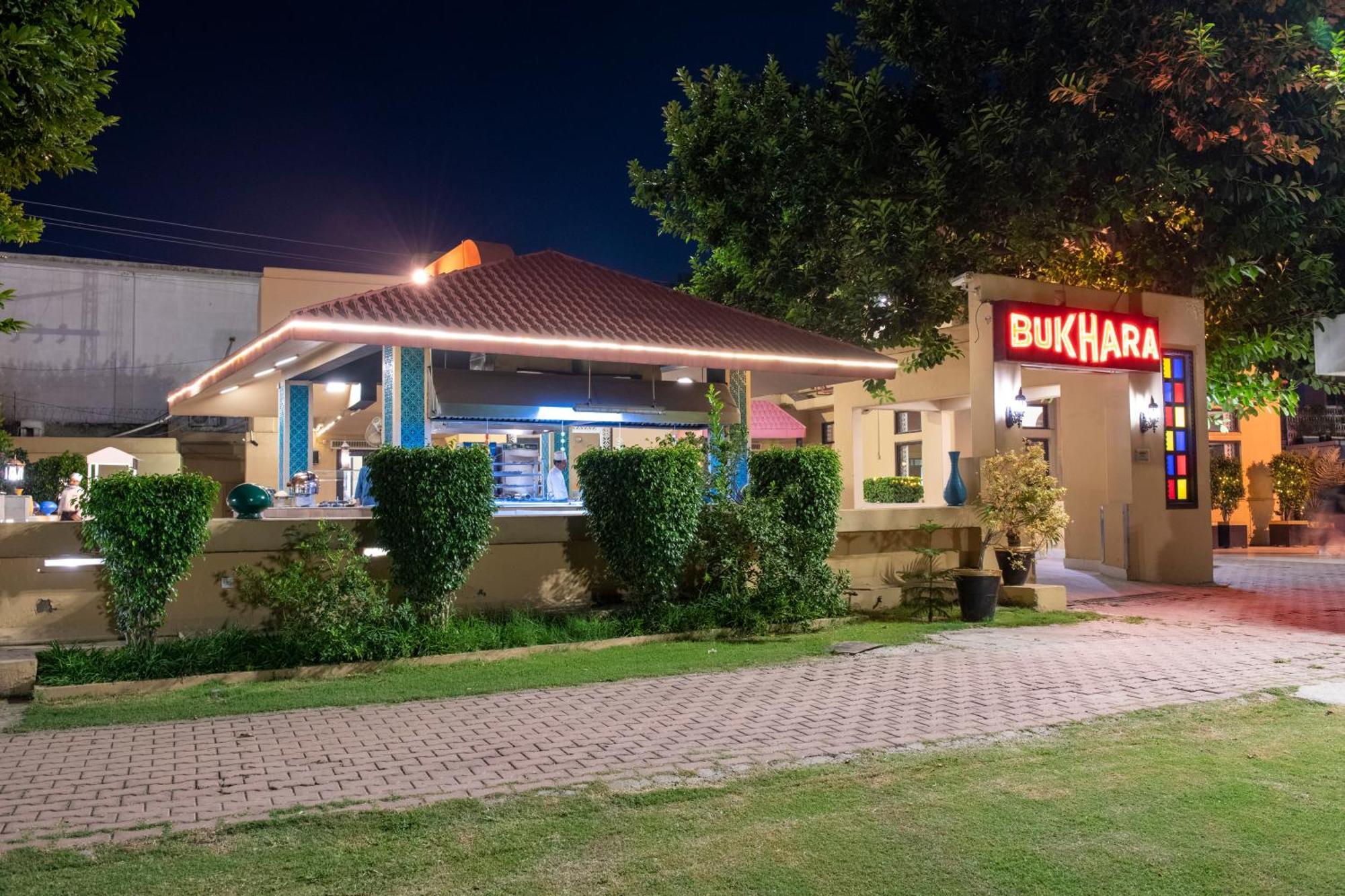 Pearl Continental Hotel, Rawalpindi Exterior foto